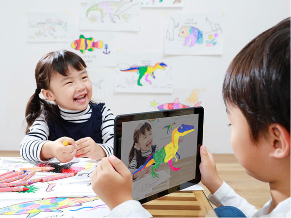 自分の“ぬりえ”が動き出す！ アナログ×ARの最新アートが子供の好奇心をくすぐるワケ
