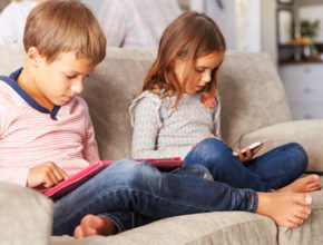 新型コロナによる一斉休校、テレワーク導入…… 「巣ごもり」化した暮らしはこれからも続く？