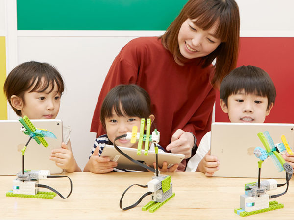 年長さんから挑戦できる！ Crefusのプログラミング教育で身につく“4つの力”って？