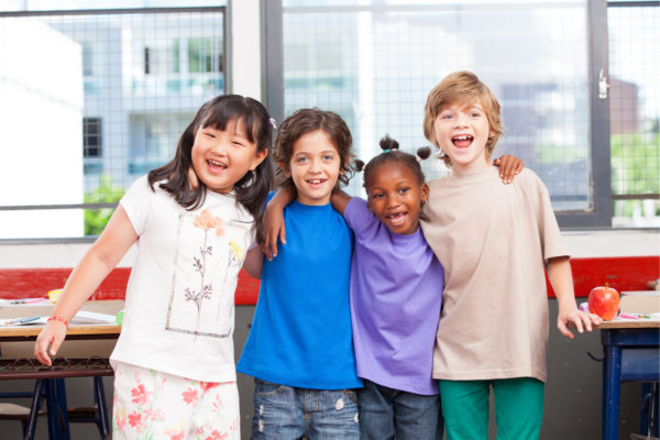 英語教育に「異文化理解」が必要な3つの理由とは？ “VUCA時代”の親と子供たち