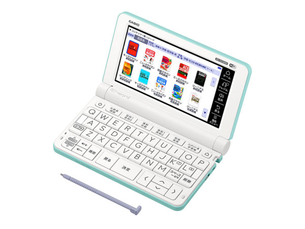 入学準備＆プレゼントにおすすめ！ 小学校から高校まで長く使える「最新電子辞書」