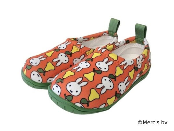 入園祝いにおすすめ! 姿勢良く歩ける子供靴「スキッポン」にmiffyシリーズ新登場