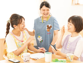 理想の保育をICTで実現！ 業務のデジタル化で笑顔が増える「スマート保育園®」とは？