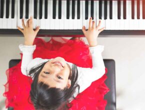 音楽と数学を学ぶことが課題解決能力を育む？ 自由で意外な発見に満ちた共通点とは