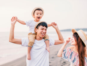 自然遊びのプロ監修！ “海遊び”で子供の「生きる力」を高める5つのポイントとは？