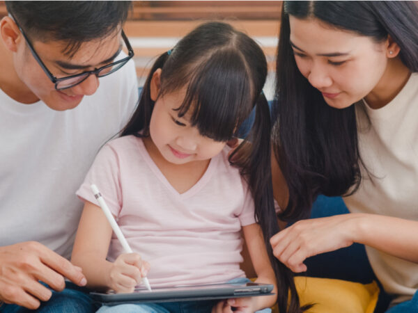 <募集終了>【10月23日(土)都内撮影予定】2組のファミリーモデルを大募集!