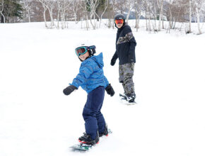 “心理的安全性”が失敗を恐れない心を育む！ 親子の信頼関係を築くスノボ遊び体験レポ