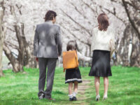 6歳児の成長に重要なことは？ 幼児教育の祖・フレーベルに学ぶ、遊びと家族の役割