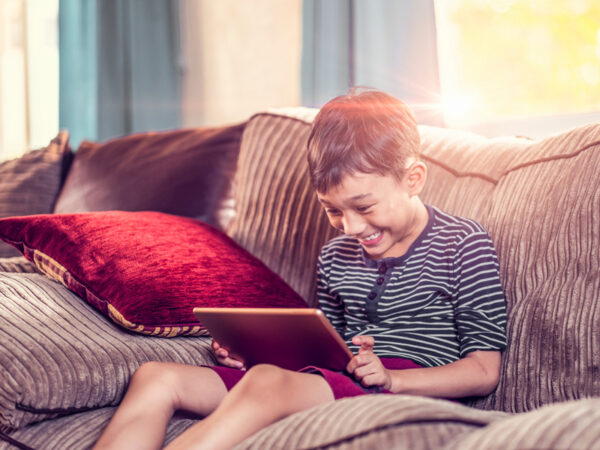 お互いの理解が秘訣!? 子育て家族がゲームやデジタルデバイスと上手に付き合う方法