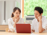 家計をうまくやりくりする夫婦の秘訣はコレだった！ 調査でわかった管理方法のコツ