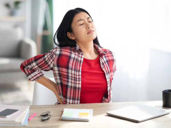 座り過ぎの健康リスク対策に！ 累計販売数3万脚超のオフィスチェアーが家庭用に登場