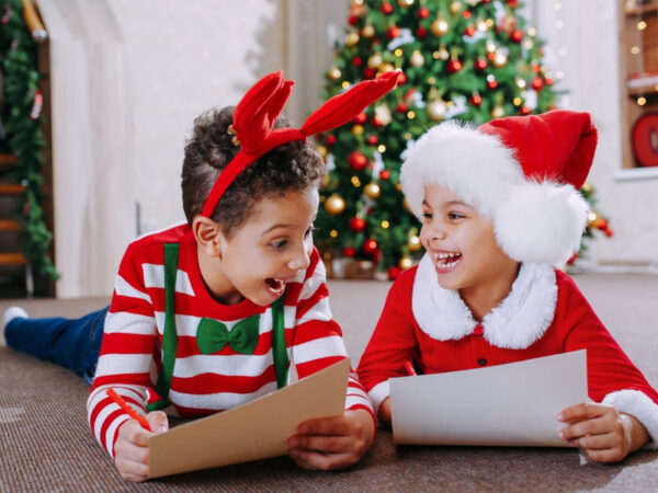 頑張った子供へとっておきのご褒美！ 嬉しすぎるサンタさんからのお手紙サービスって？