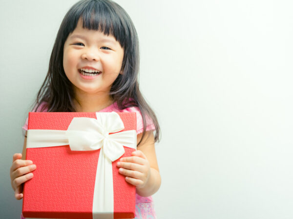 親の希望と子供の「ほしい！」が叶う最強のプレゼントは？ おすすめの知育玩具3選