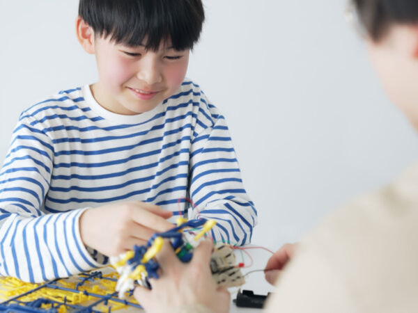 【調査結果】夏休みの自由研究どうしてる？ テーマ決めや親の関与など、宿題最新事情