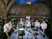 「ハリー・ポッター」のスタジオツアーで映画制作を学べる教育プログラムとは？