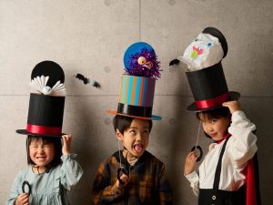 子どものハロウィン仮装におすすめ！ 身近な素材とカッターで作れる工作レシピって？
