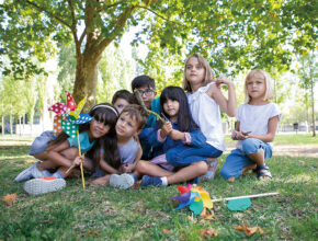 【世界の最新教育事情7選】第二・第三外国語や平和教育など、多様性を尊重した海外の教育とは