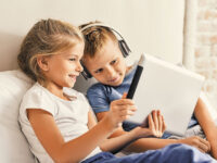 世界150ヶ国トップ10選出の教員が教える、エンタメで学ぶ“エデュテイメント”の活用法