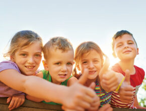 【心理カウンセラー監修】本物の自己肯定感を育てるチェックシート＆親子習慣