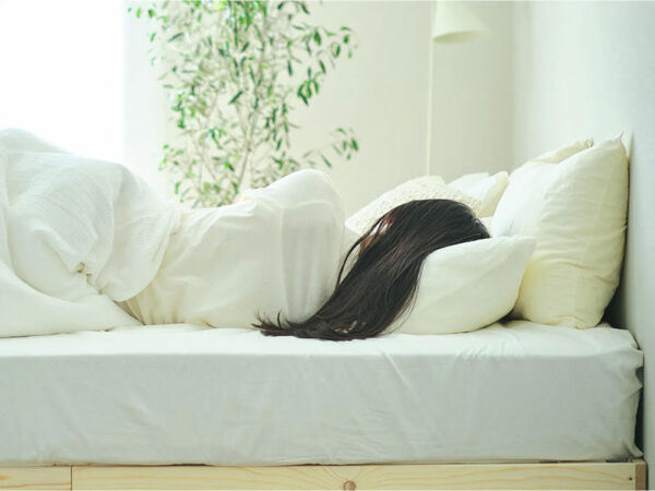 【睡眠障害のプロ監修】添い寝がもたらす意外な影響と、子どもの睡眠を守る方法とは？