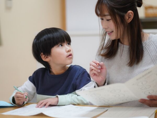 “宿題やらない問題”を解決する、「子どもが自ら学習する習慣づくり」に必要なこと