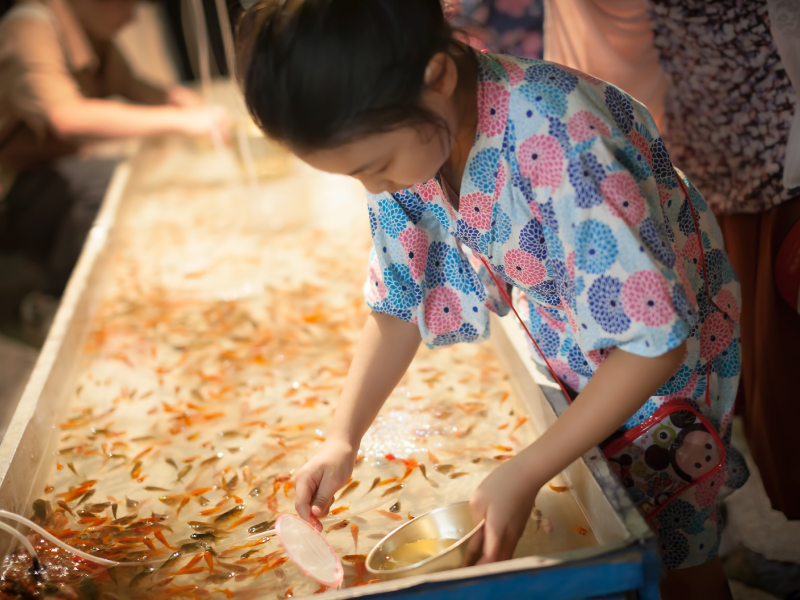 回答が採用された方には雑誌をプレゼント！ 子どもの「季節の行事《夏》」あるある大募集！